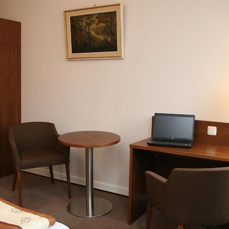 Rhein-Hotel Andernach Extérieur photo